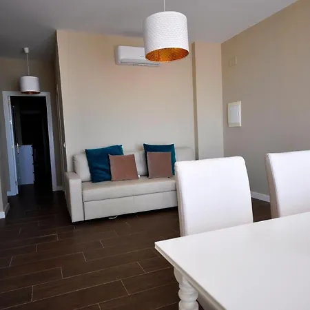 Apartamentos En Puerto Sherry Junto Al Mar, Solo Para Familias Y Parejas Apartment