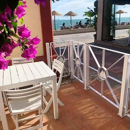 Apartamentos En Puerto Sherry Junto Al Mar, Solo Para Familias Y Parejas * El Puerto de Santa Maria