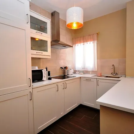 Apartamentos En Puerto Sherry Junto Al Mar, Solo Para Familias Y Parejas Apartment